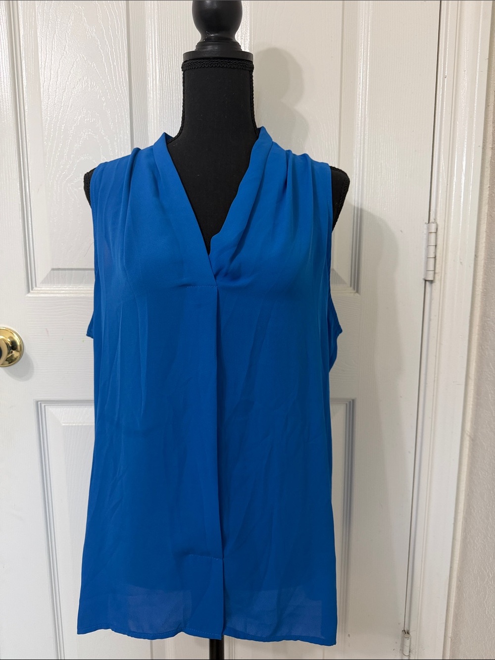 Violet & Claire Royal Blue Sleeveless V-Neck Chiffon Camisole